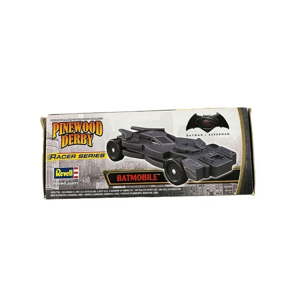 Revell Batman v Superman: BATMOBILE Pinewood Derby‎ Racer Series, Complete